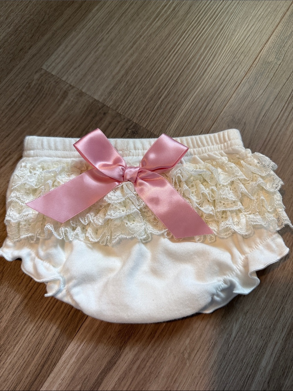 Lace Ruffle Baby Bloomers with Pink Bow